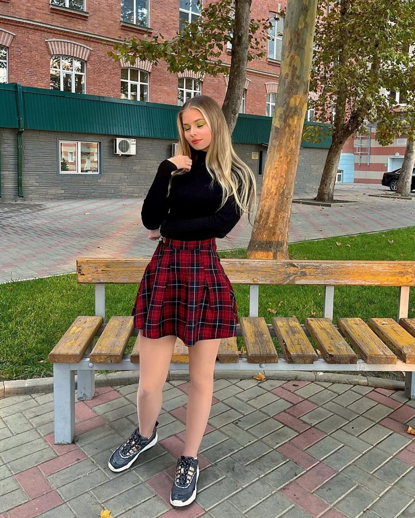 Caut prieten cu care să comunic și să petrec timp plăcut