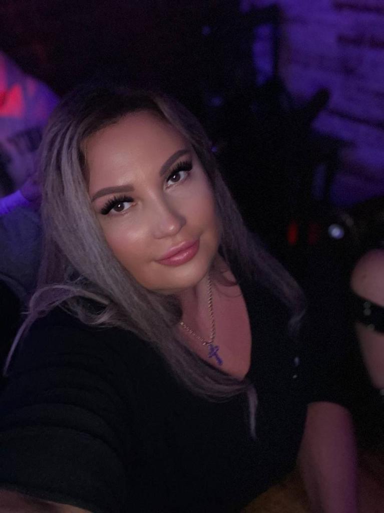 Caut bărbat dispus să ofere căldură și grijă