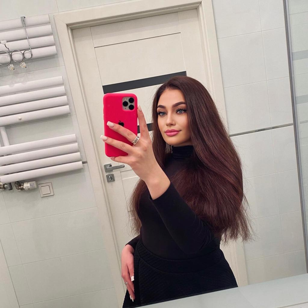 Comunicare doar cu bărbat serios și inteligent