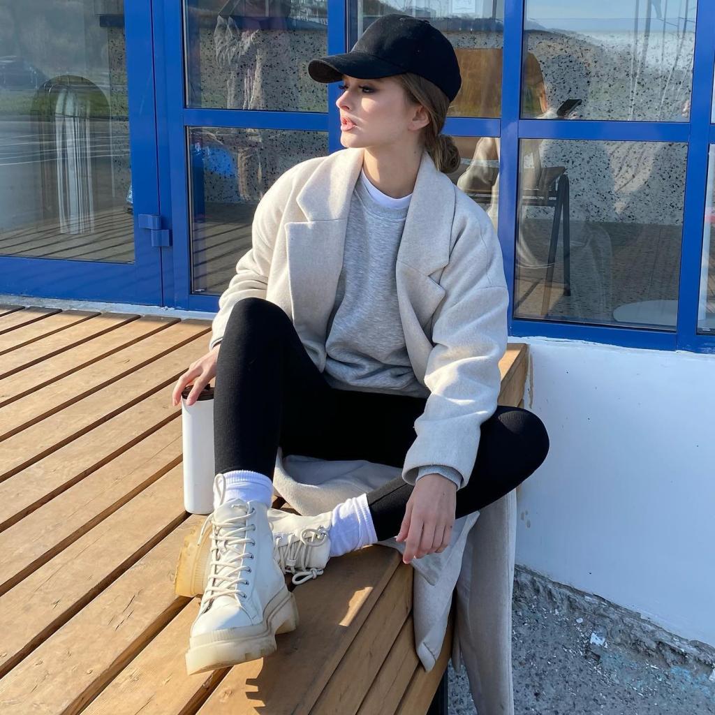 Fată plăcută de 26 de ani caută bărbat pentru întâlniri