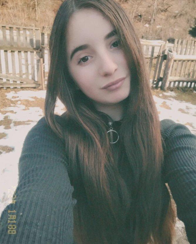 Caut un prieten/cunoscut