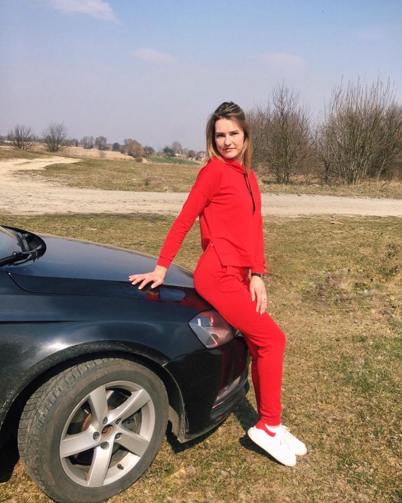 Comunicare doar cu bărbat serios și respectuos