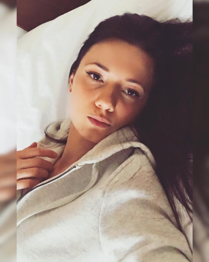 Fermecătoare și plină de senzualitate, caut un băiat adevărat