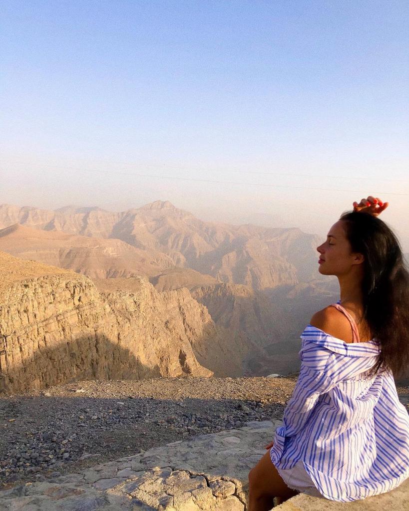 Caut un bărbat iubitor pentru discuții și relații serioase