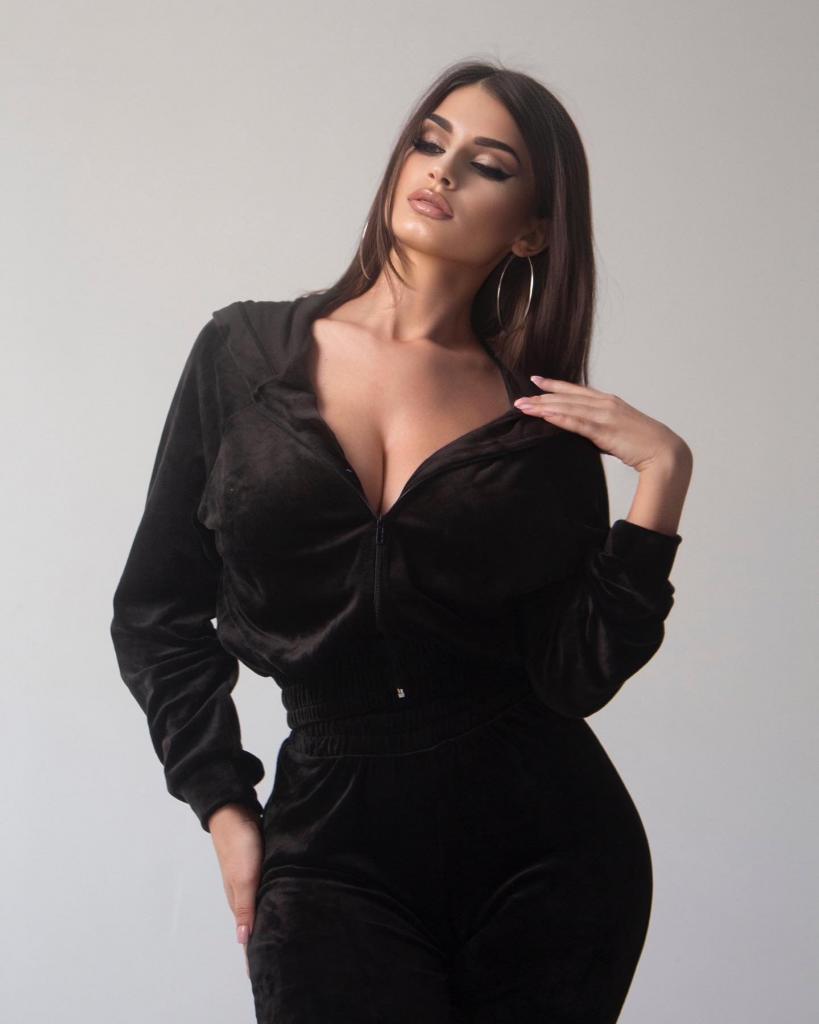 Caut bărbat necăsătorit pentru prietenie