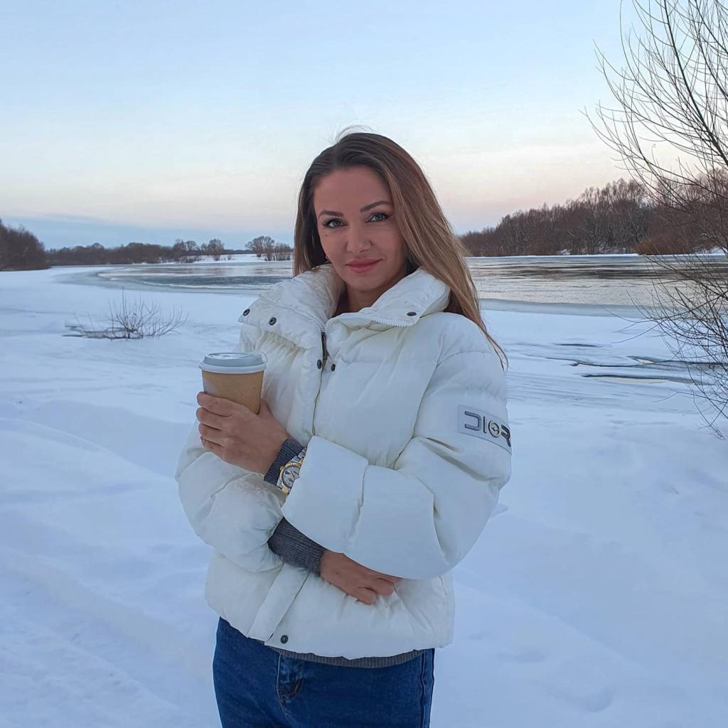 Caut dragoste, înțelegere și relații frumoase