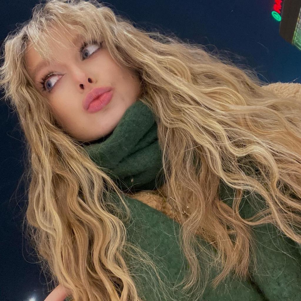 Prietenie și conversații plăcute cu un bărbat inteligent